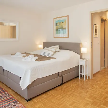 Tasman S12-r By Interhome