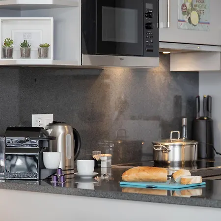 Tasman S12-r By Interhome *