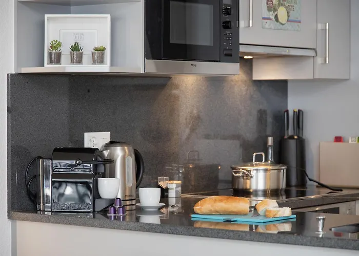 Tasman S12-r By Interhome *